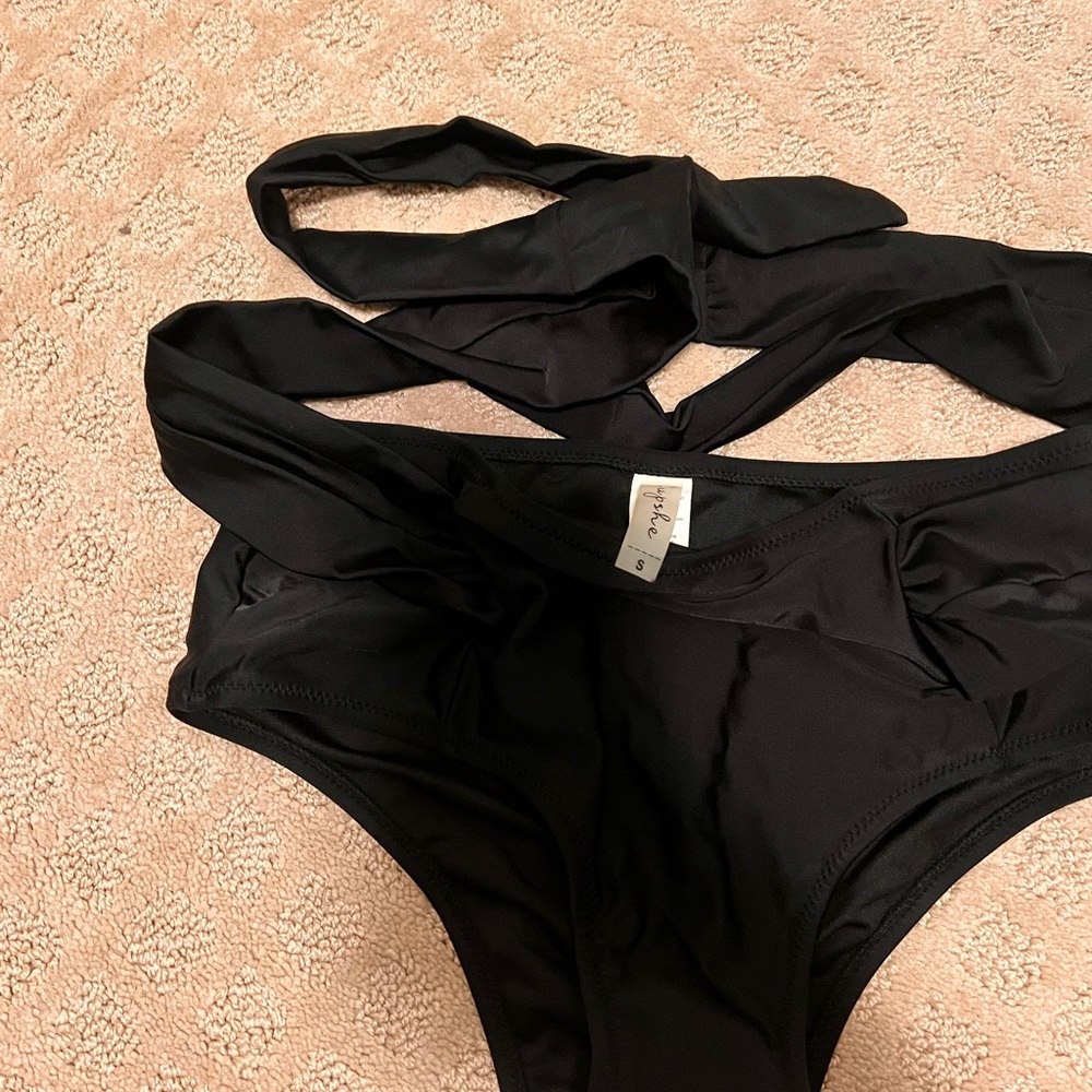 Black bottom swimsuit in size small